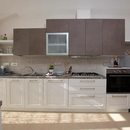 Apartment Prima Luce House